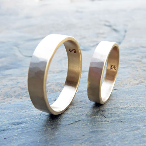 Hammered Gold Wedding Band Set in Yellow or Rose Gold: Matching Wide, Flat 6mm and 4mm Rings